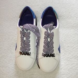 NWT Sz.8 Womens Karl Lagerfeld Melora Sneakers